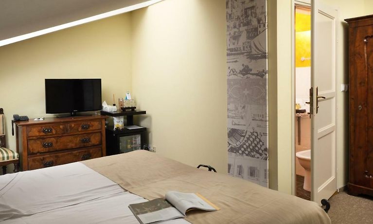 Hotel Angelo D Oro Rovinj Croatia Season Deals From 301